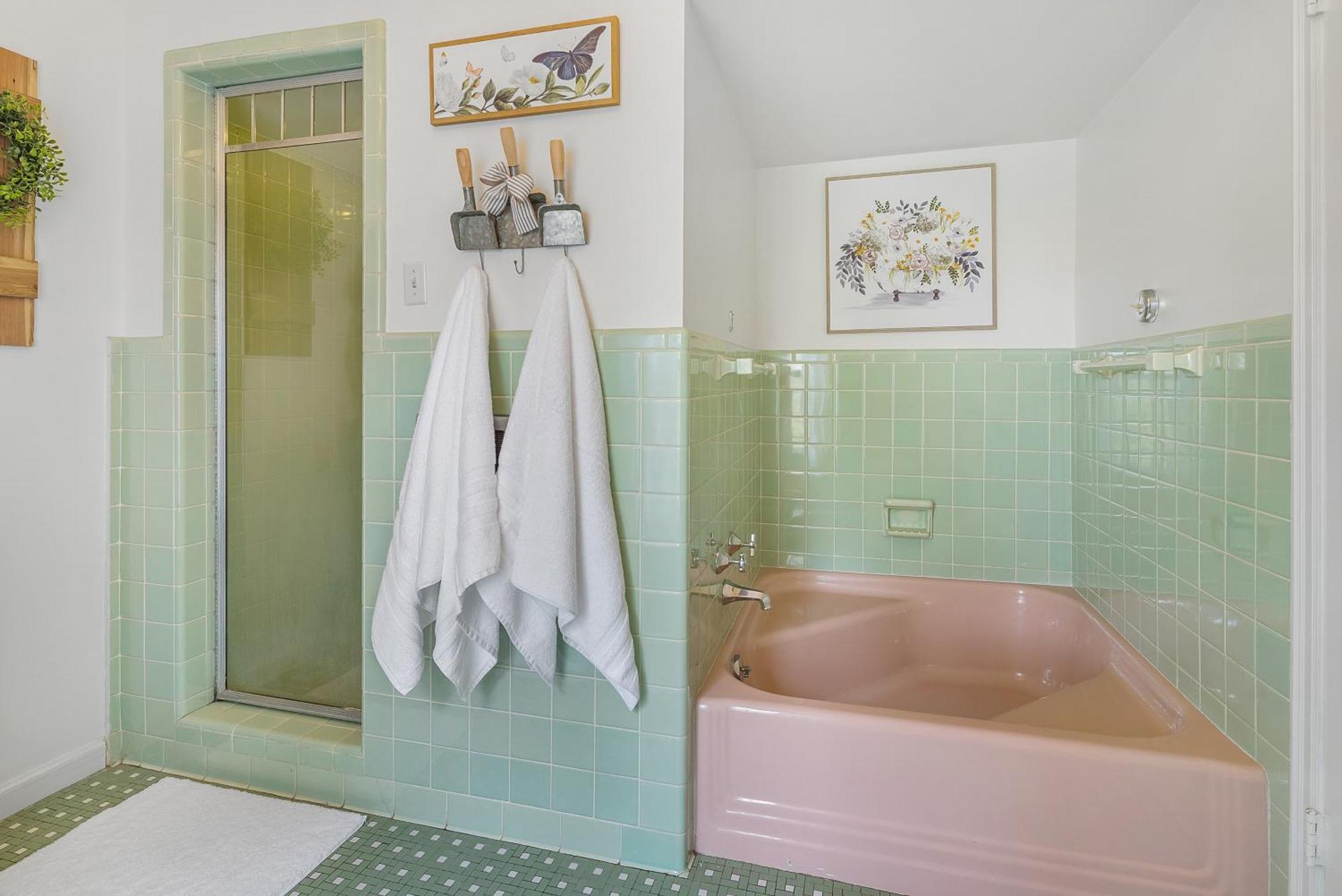 Beland Mansion-Blooming Garden Suite! フォートスミス エクステリア 写真
